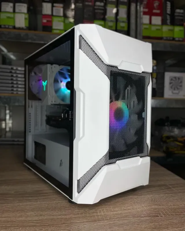 Игровой ПК 1Stplayer D3-A-G7-MAX-WH Tower / AMD Ryzen 7 1700 (8 (16) ядер по 3.0-3.7 GHz) / 16 GB DDR4 / 80 GB SSD / Gigabyte Radeon RX 570 Aorus, 4 GB GDDR5, 256-bit / 600W б/в - зображення 2