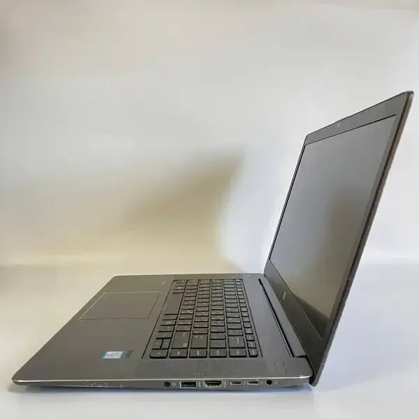 Ноутбук робоча станція Б-клас HP zBook Studio G3 / 15.6" (1920x1080) IPS / Intel Core i7-6820HQ (4 (8) ядра по 2.7 - 3.6 GHz) / 16 GB DDR4 / 512 GB SSD / nVidia Quadro M1000M, 4 GB GDDR5, 128-bit / WebCam / Fingerprint б/в - зображення 5