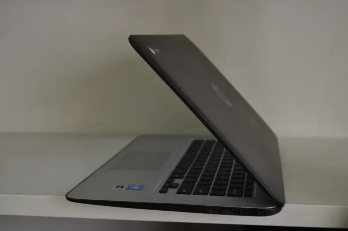 Ноутбук Б-клас HP ChromeBook 14 G4 / 14" (1366x768) TN / Intel Celeron N2840 (2 ядра по 2.16 - 2.58 GHz) / 4 GB DDR3 / 16 GB eMMC / Intel HD Graphics / WebCam / Chrome OS б/в - зображення 16