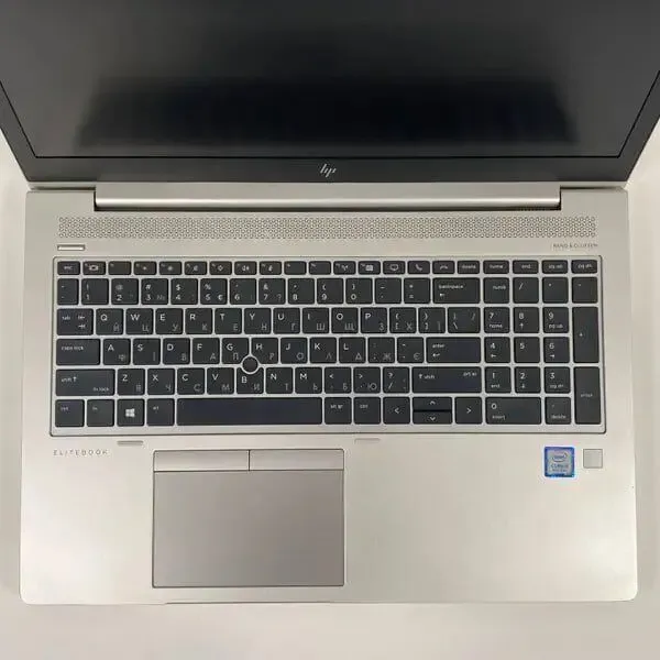Ультрабук Б-клас HP EliteBook 850 G5 / 15.6" (1920x1080) IPS / Intel Core i5-8250U (4 (8) ядра по 1.6 - 3.4 GHz) / 16 GB DDR4 / 256 GB SSD / Intel HD Graphics 620 / WebCam / TouchID б/в - зображення 3