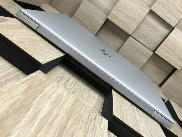 Ультрабук Б-клас HP EliteBook 840 G6 / 14" (1920x1080) IPS / Intel Core i7-8665U (4 (8) ядра по 1.9 - 4.8 GHz) / 8 GB DDR4 / 256 GB SSD M.2 / Intel UHD Graphics 620 / WebCam / Fingerprint / HDMI б/в - зображення 7