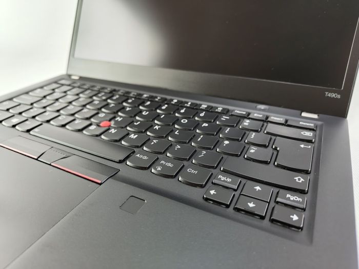 Ультрабук Lenovo ThinkPad T490s / 14" (1920x1080) IPS / Intel Core i5-8265U (4 (8) ядра по 1.6 - 3.9 GHz) / 16 GB DDR4 / 240 GB SSD / Intel UHD Graphics / WebCam б/в - зображення 3