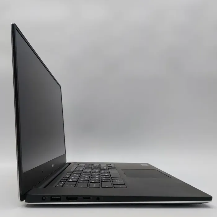 Мобільна робоча станція Dell Precision 5510 / 15,6" (1920x1080) IPS / Intel Core i5-6440HQ (4 ядра по 2,6 - 3,5 ГГц) / 16 ГБ DDR4 / 256 ГБ SSD / nVidia Quadro M1000M, 2 ГБ GDDR5, 128-біт / WebCam б/в - зображення 4