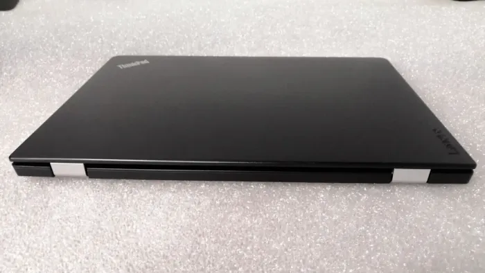 Ультрабук Lenovo ThinkPad 13 Gen2 / 13.3" (1366x768) TN / Intel Core i5-7200U (2 (4) ядра по 2.5-3.1 GHz) / 8 GB DDR4 / 128 GB SSD /HD Graphics 620 / WebCam / HDMI б/в - зображення 6