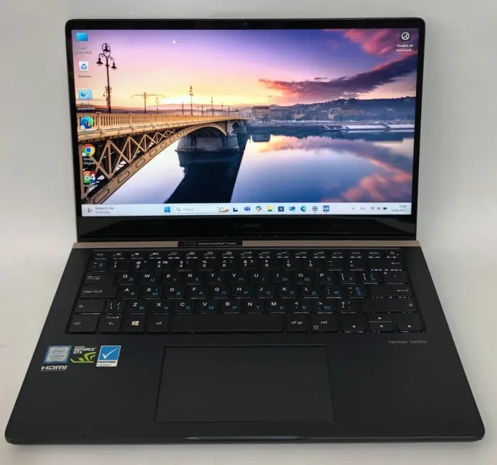 Ігровий ультрабук Б-клас Asus ZenBook Pro 14 UX480F / 14" (1920x1080) IPS / Intel Core i5-8265U (4 (8) ядра по 1.6 - 3.9 GHz) / 8 GB DDR4 / 256 GB SSD / nVidia GeForce GTX 1050 Max-Q, 2 GB GDDR5, 128-bit / WebCam / Win 11 Pro б/в - зображення 2
