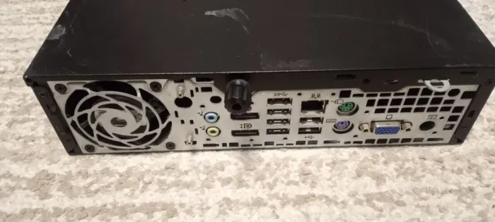 Неттоп Б-клас HP Compaq Elite 8300 USFF / Intel Core i5-3470S (4 ядра по 2.9 - 3.6 GHz) / 4 GB DDR3 / 120 GB SSD / Intel HD Graphics 2500 / DVD-RW б/в - зображення 3