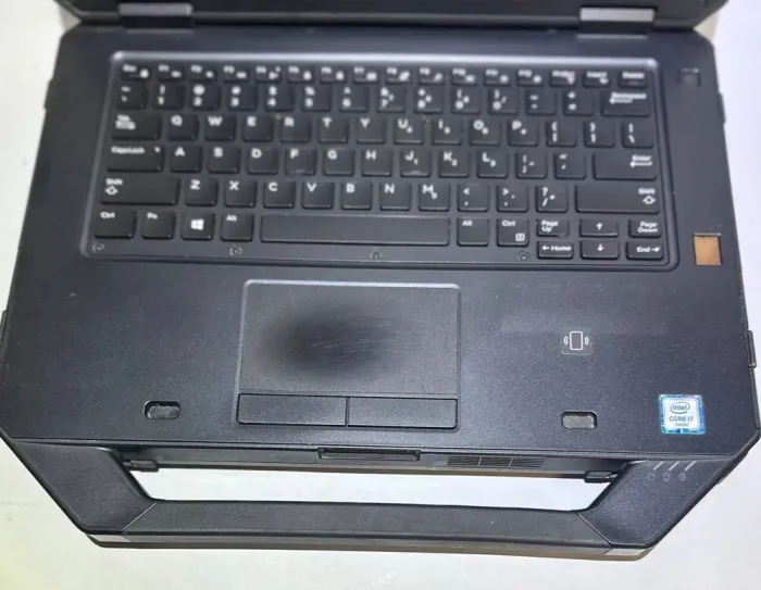 Захищений ноутбук Б-класу Dell Latitude 5414 Rugged / 14" (1920x1080) TN / Intel Core i7-6600U (2 (4) ядра по 2.6 - 3.4 GHz) / 16 GB DDR4 / 256 GB SSD / Intel HD Graphics 520 / WebCam / Win 11 Pro б/в - зображення 8