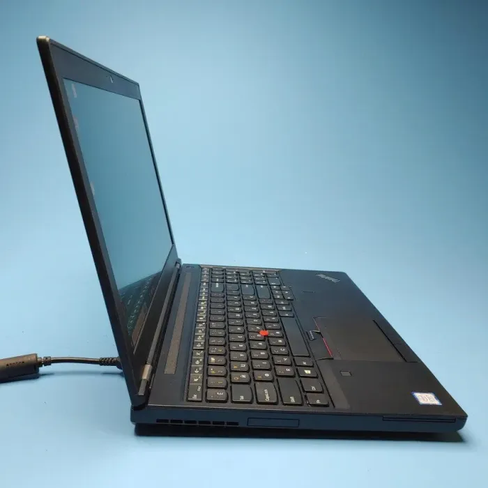 Мобільна робоча станція Б-клас Lenovo ThinkPad P51 / 15.6" (1920x1080) IPS / Intel Core i7-7700HQ (4 (8) ядер по 2.8 - 3.8 GHz) / 8 GB DDR4 / 256 GB SSD / nVidia Quadro M1200, 4 GB GDDR5, 128-bit / WebCam / Win 10 Pro б/в - зображення 3