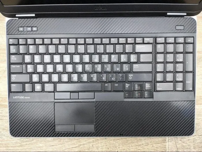 Ноутбук Б-клас Dell Latitude E6540 / 15.6" (1920x1080) TN / Intel Core i5-4310M (2 (4) ядра по 2.7 - 3.4 GHz) / 8 GB DDR3 / 240 GB SSD / AMD Radeon HD 8790M, 2 GB GDDR5, 128-bit / WebCam / DVD-ROM б/в - зображення 4