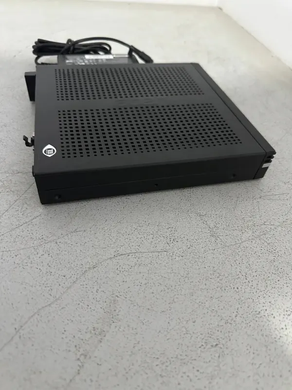 Неттоп Acer Veriton N4670G USFF / Intel Pentium Gold G6400T (2 (4) ядра по 3.4 GHz) / 8 GB DDR4 / 128 GB SSD / Intel UHD Graphics 610 / Блок питания б/в - зображення 4