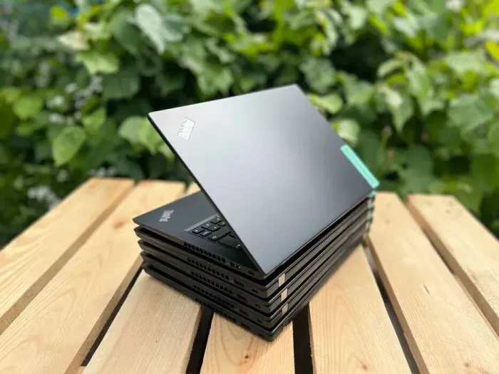 Ультрабук Lenovo ThinkPad X395 / 13.3" (1920x1080) IPS / AMD Ryzen 5 PRO 3500U (4 (8) ядра по 2.1 - 3.7 GHz) / 16 GB DDR4 / 256 GB SSD M.2 / AMD Radeon RX Vega 8 Graphics / WebCam / Windows 10 Pro б/в - зображення 7