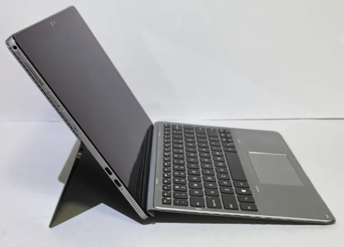 Нетбук-трансформер Б-клас Dell Latitude 7210 2-in-1 / 12.3" (1920x1080) IPS Touch / Intel Core i5-10310U (4 (8) ядра по 1.7 - 4.4 GHz) / 16 GB DDR3 / 256 GB SSD M.2 / Intel UHD Graphics / WebCam б/в - зображення 4