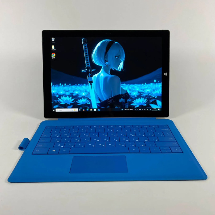 Нетбук-трансформер Microsoft Surface Pro 3 / 12" (2160x1440) IPS Touch / Intel Core i7-4650U (2 (4) ядра по 1.7 - 3.3 GHz) / 8 GB DDR3 / 512 GB SSD / Intel HD Graphics 5000 / WebCam б/в - зображення 2