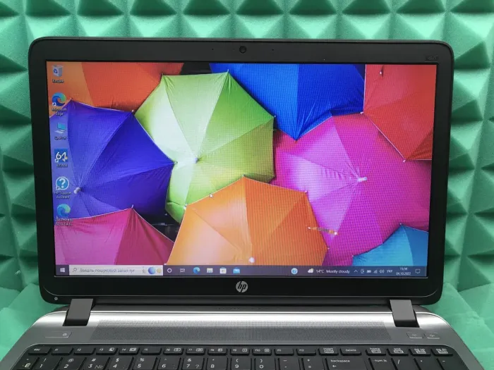 Ноутбук Б клас HP ProBook 450 G2 / 15.6" (1366x768) TN / Intel Core i3-5005U (2 (4) ядра по 2.0 GHz) / 4 GB DDR3 / 128 GB SSD / Intel HD Graphics 5500 / WebCam / USB 3.0 / DVD-RW / HDMI б/в - зображення 3