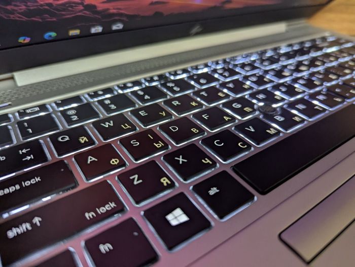 Ультрабук Б-клас HP EliteBook 840 G6 / 14" (1920x1080) IPS / Intel Core i5-8265U (4 (8) ядра по 1.6 - 3.9 GHz) / 16 GB DDR4 / 512 GB SSD / Intel UHD Graphics 620 / TouchID / WebCam / Windows 10 б/в - изображение 7