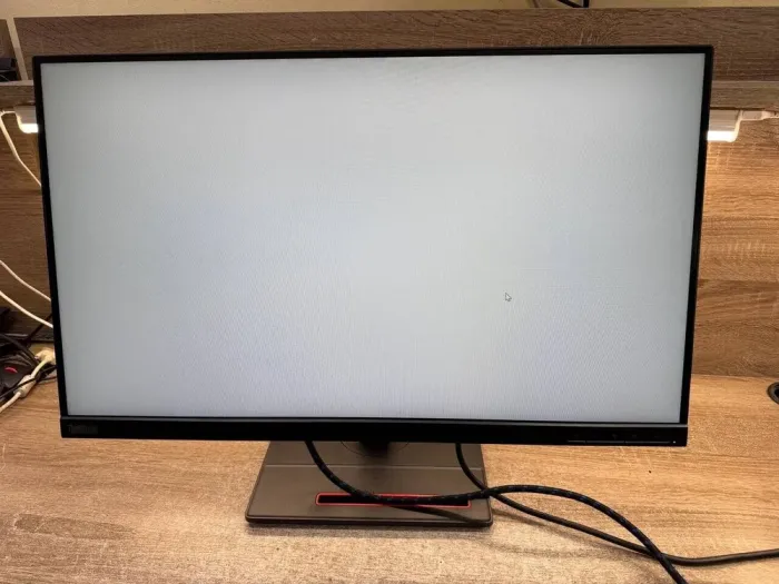 Монітор Lenovo ThinkVision T27i-10 / 27" (1920x1080) IPS / DisplayPort, HDMI, VGA, USB 3.0 / VESA 100x100 б/в - зображення 6