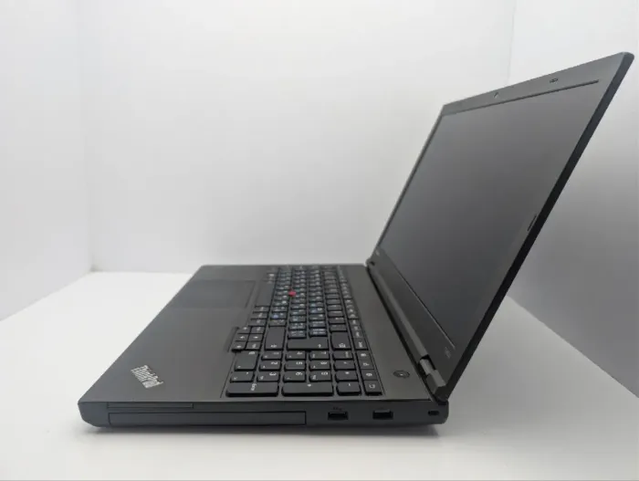 Ноутбук Lenovo ThinkPad T540p / 15.6" (1920x1080) TN / Intel Core i5-4300M (2 (4) ядра по 2.6 - 3.3 GHz) / 8 GB DDR3 / 120 GB SSD / Intel HD Graphics 4600 / WebCam б/в - изображение 5