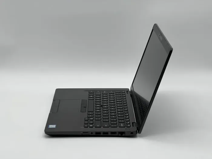 Ультрабук Dell Latitude 5401 / 14" (1920x1080) IPS / Intel Core i5-9400H (4 (8) ядра по 2.5 - 4.3 GHz) / 16 GB DDR4 / 240 GB SSD / Intel UHD Graphics 630 / WebCam б/в - зображення 3