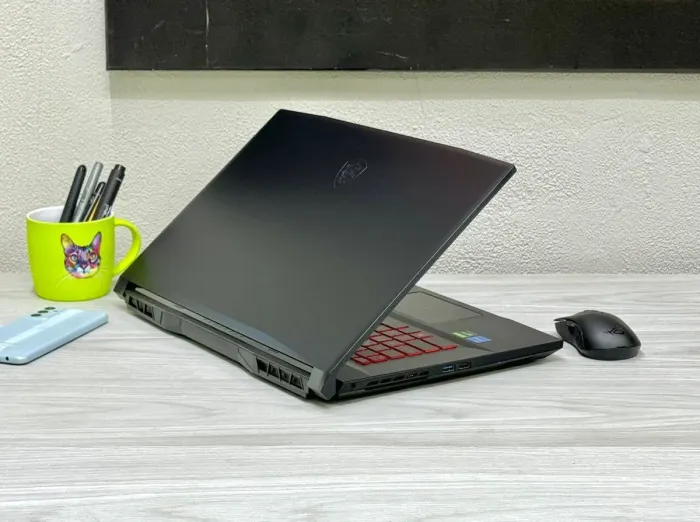 Ігровий ноутбук MSI Katana GF76 / 17.3" (1920x1080) IPS / Intel Core i5-11400H (6 (12) ядер по 2.2 - 4.5 GHz) / 8 GB DDR4 / 256 GB SSD M.2 / nVidia GeForce GTX 1650, 4 GB GDDR5, 128-bit / WebCam / Win 11 Home б/в - зображення 5