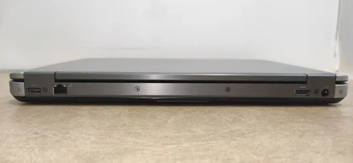 Ноутбук Б-клас Dell Latitude E6440 / 14" (1366x768) TN / Intel Core i5-4310M (2 (4) ядра по 2.7 - 3.4 GHz) / 8 GB DDR3 / 120 GB SSD / Intel HD Graphics 4600 / WebCam / АКБ не держит б/в - зображення 6