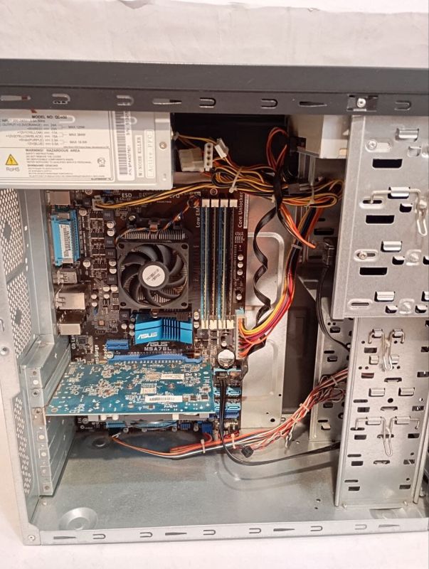 ПК Asus Vento A8 Tower / AMD Athlon II X3 460 (3 ядра по 3.4 GHz) / 16 GB DDR3 / 120 GB SSD / AMD Radeon HD 6670, 1 GB GDDR5, 128-bit / DVD-RW / 450W б/в - зображення 5