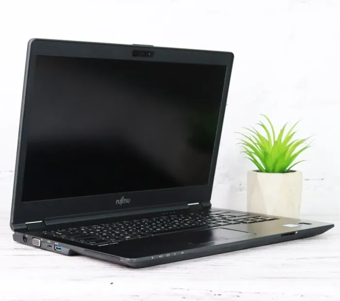 Ультрабук Fujitsu LifeBook U749 / 14" (1920x1080) IPS / Intel Core i5-8265U (4 (8) ядра по 1.6 - 3.9 GHz) / 16 GB DDR4 / 256 GB SSD M.2 / Intel UHD Graphics 620 / WebCam б/в - зображення 2