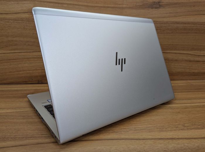 Ультрабук Б-клас HP EliteBook 840 G5 / 14" (1920x1080) IPS / Intel Core i5-7200U (2 (4) ядра по 2.5 - 3.1 GHz) / 8 GB DDR4 / 256 GB SSD / Intel UHD Graphics 620 / WebCam / Fingerprint / Windows 10 б/в - зображення 8