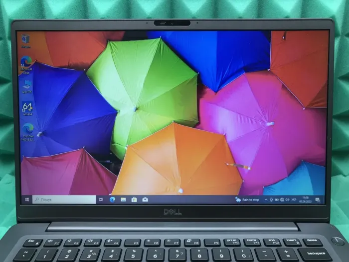 Ультрабук Б-клас Dell Latitude 7400 / 14" (1366x768) TN / Intel Core i5-8265U (4 (8) ядра по 1.6 - 3.9 GHz) / 8 GB DDR4 / 256 GB SSD M.2 / Intel UHD Graphics 620 / WebCam / USB 3.1 / HDMI / Windows 10 лицензия б/в - зображення 3