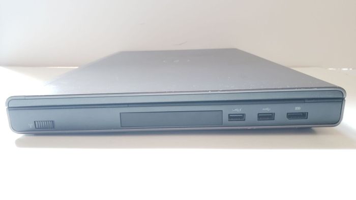 Мобільна робоча станція Б-класу Dell Precision M6800 / 17.3" (1920x1080) TN / Intel Core i7-4800MQ (4 (8) ядра по 2,7 - 3,7 ГГц) / 32 ГБ DDR3 / 512 ГБ SSD + 500 ГБ HDD / nVidia Quadro K5100M, 8 ГБ GDDR5, 256-біт / WebCam б/в - зображення 6