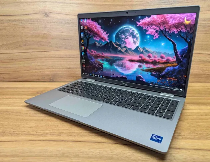 Ноутбук робоча станція Dell Precision 3560 / 15.6" (1920x1080) IPS / Intel Core i7-1185G7 (4 (8) ядра по 3.0 - 4.8 GHz) / 32 GB DDR4 / 512 GB SSD / nVidia T500, 2 GB GDDR6, 64-bit / WebCam / HDMI / Windows 10 б/в - зображення 5