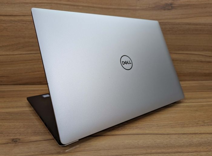 Ігровий ноутбук Dell XPS 15 7590 / 15,6" (3840x2160) IPS Touch / Intel Core i7-8750H (6 (12) ядер по 2.2 - 4.1 GHz) / 32 GB DDR4 / 1000 GB SSD / nVidia GeForce GTX 1650, 4 GB GDDR6, 128-bit / WebCam / Windows 10 б/в - зображення 7