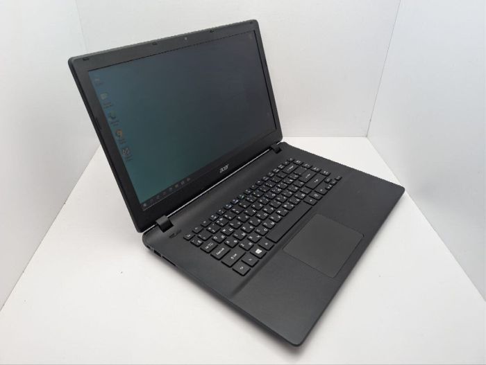 Ноутбук Acer Aspire ES1-521 / 15.6" (1366x768) TN / AMD E2-6110 (4 ядра по 1.5 GHz) / 8 GB DDR3 / 128 GB SSD / AMD Radeon R2 Graphics / WebCam / DVD-ROM б/в - зображення 6