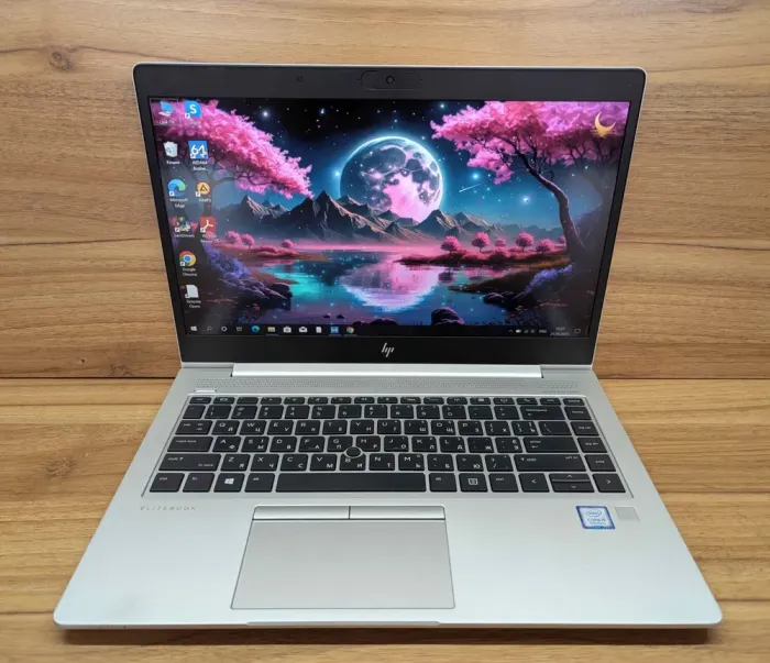 Ультрабук Б-клас HP EliteBook 840 G5 / 14" (1920x1080) IPS / Intel Core i5-8250U (4 (8) ядра по 1.6 - 3.4 GHz) / 16 GB DDR4 / 512 GB SSD / Intel UHD Graphics 620 / TouchID / WebCam / Windows 10 б/в - зображення 2