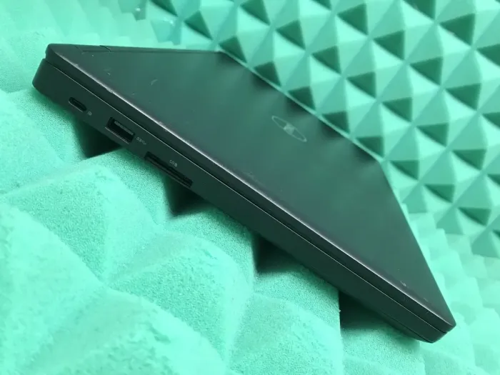 Ноутбук Dell Latitude 5490 / 14"/Core i5-7300U (2 (4) ядра по 2.6 - 3.5 GHz) / 8 GB DDR4 / 250 GB SSD /HD Graphics 620 /WebCam /Win 10 б/в - зображення 7