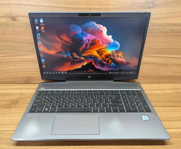 Мобільна робоча станція HP zBook 15v G5 / 15.6" (1920x1080) IPS / Intel Core i7-8750H (6 (12) ядер по 2.2 - 4.1 GHz) / 16 GB DDR4 / 512 GB SSD / nVidia Quadro P600, 4 GB GDDR5, 128-bit / WebCam / TouchID / Windows 10 б/в - зображення 2