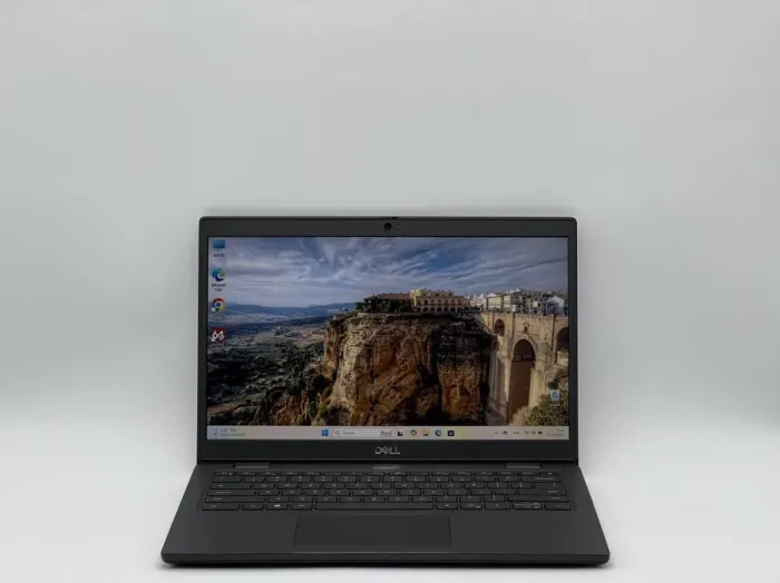 Ультрабук Dell Latitude 3420 / 14" (1920x1080) IPS / Intel Core i7-1165G7 (4 (8) ядра по 2.8 - 4.7 GHz) / 16 GB DDR4 / 240 GB SSD / Intel Iris X Graphics / WebCam б/в - зображення 2