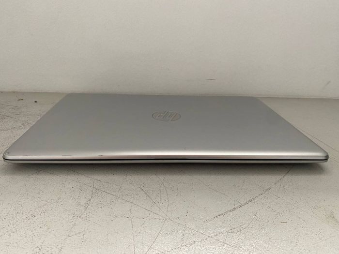 Ноутбук HP 17-ca1004ng / 17.3" (1920x1080) IPS / AMD Ryzen 5 3500U (4 (8) ядра по 2.1 - 3.7 GHz) / 16 GB DDR4 / 256 GB SSD / AMD Radeon Vega 8 Graphics / WebCam б/в - зображення 6