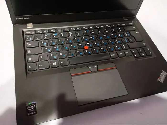 Ультрабук Б-клас Lenovo Thinkpad T450s / 14" (1366x768) TN / Intel Core i5-5200U (2 (4) ядра по 2.2 - 2.7 GHz) / 8 GB DDR3 / 128 GB SSD / Intel HD Graphics 5500 / WebCam б/в - зображення 7