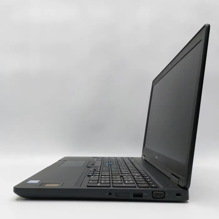 Ультрабук Dell Latitude 5591 / 15.6" (1920x1080) IPS / Intel Core i5-8300H (4 (8) ядра по 2.3 - 4.0 GHz) / 16 GB DDR4 / 256 GB SSD / Intel UHD Graphics 630 / WebCam / Win 11 Pro б/в - зображення 5