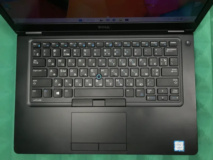 Ноутбук Б-клас Dell Latitude 5480 / 14" IPS / Core i5-7300U (2(4) ядра по 2.6-3.5GHz) / 8GB DDR4 / 256GB SSD / HD Graphics 620 / WebCam / Win 11 б/в - зображення 4