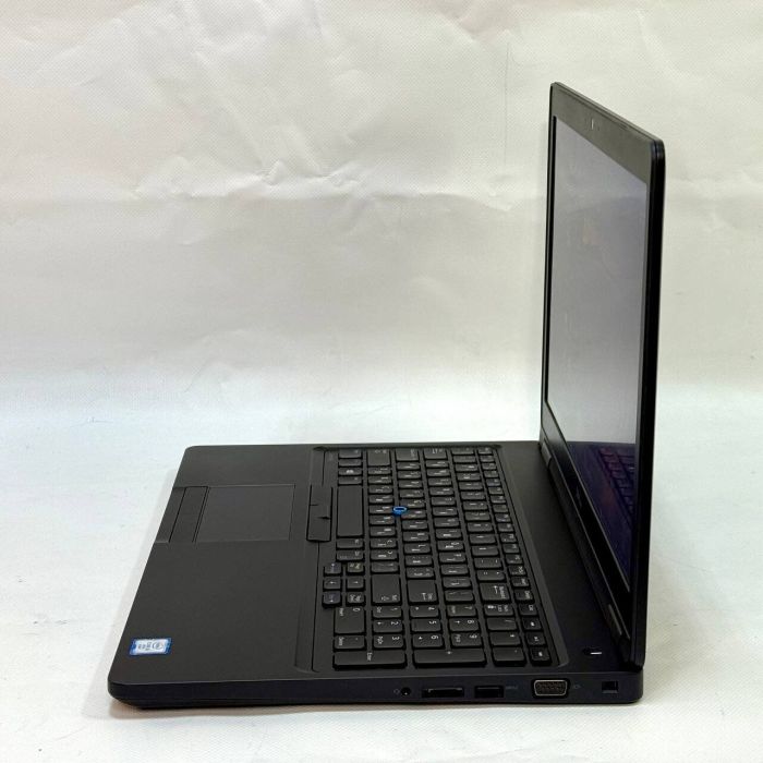 Ноутбук Б-клас Dell Latitude 5580 / 15.6" (1920x1080) TN / Intel Core i5-6300U (2 (4) ядра по 2.4 - 3.0 GHz) / 8 GB DDR4 / 256 GB SSD / Intel HD Graphics 520 / WebCam / Windows 10 Pro б/в - зображення 7