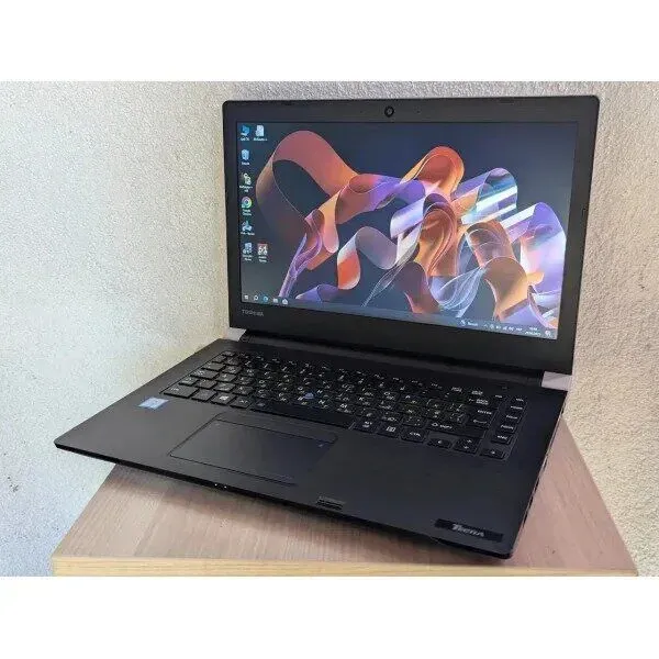 Ноутбук Toshiba Tecra A40-D / 14" (1366x768) TN / Intel Core i5-7300U (2 (4) ядра по 2.6 - 3.5 GHz) / 8 GB DDR4 / 128 GB SSD / Intel HD Graphics 620 / WebCam б/в - зображення 4