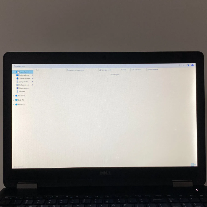 Ноутбук Б-клас Dell Latitude E5570 / 15.6" (1366x768) TN / Intel Core i5-6300HQ (4 ядра по 2.3 - 3.2 GHz) / 8 GB DDR4 / 128 GB SSD / Intel HD Graphics 520 / SIM / WebCam б/в - зображення 3