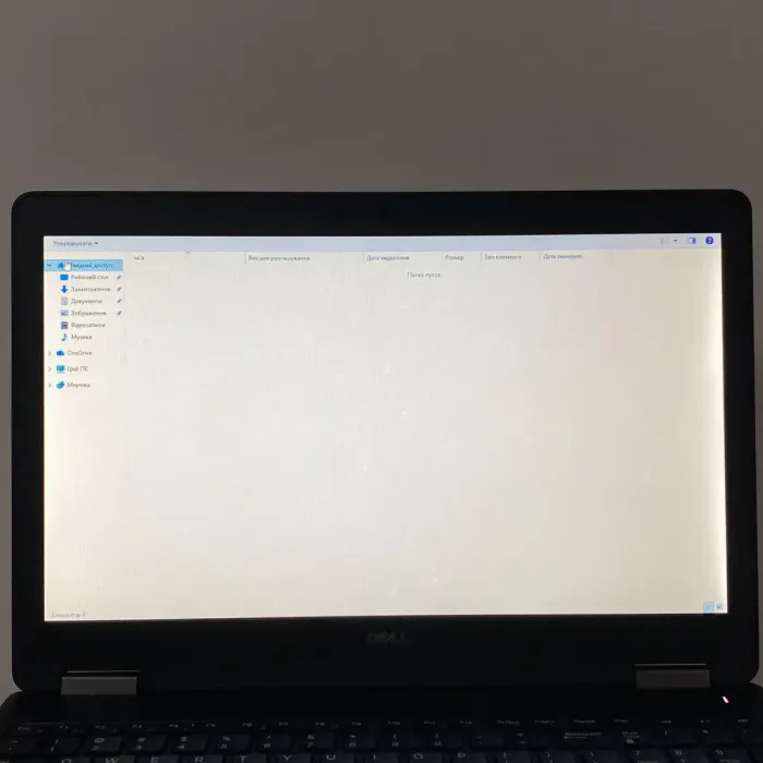 Ноутбук Б-клас Dell Latitude E5570 / 15.6" (1366x768) TN / Intel Core i5-6300HQ (4 ядра по 2.3 - 3.2 GHz) / 8 GB DDR4 / 128 GB SSD / Intel HD Graphics 520 / SIM / WebCam б/в - зображення 3