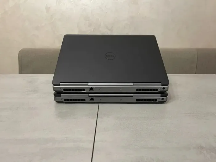 Робоча станція Dell Precision 7510 / 15.6"  IPS / Core i7-6820HQ (4(8) ядра по 2.7-3.6GHz) / 16GB DDR4 / 256GB SSD + 500GB HDD / Quadro M1000M, 2GB  / WebCam б/в - зображення 8