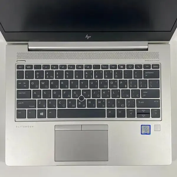 Ультрабук HP EliteBook 830 G6 / 13.3" (1920x1080) IPS / Intel Core i7-8665U (4 (8) ядра по 1.9 - 4.8 GHz) / 16 GB DDR4 / 256 GB SSD / Intel UHD Graphics / WebCam / TouchID б/в - зображення 3