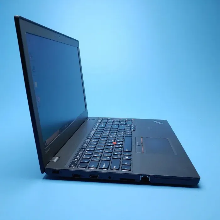 Ноутбук Б-клас Lenovo ThinkPad T560 / 15.6" (1366x768) TN / Intel Core i5-6200U (2 (4) ядра по 2.3 - 2.8 GHz) / 8 GB DDR3 / 256 GB SSD / Intel HD Graphics 520 / WebCam / Win 10 Pro б/в - зображення 4