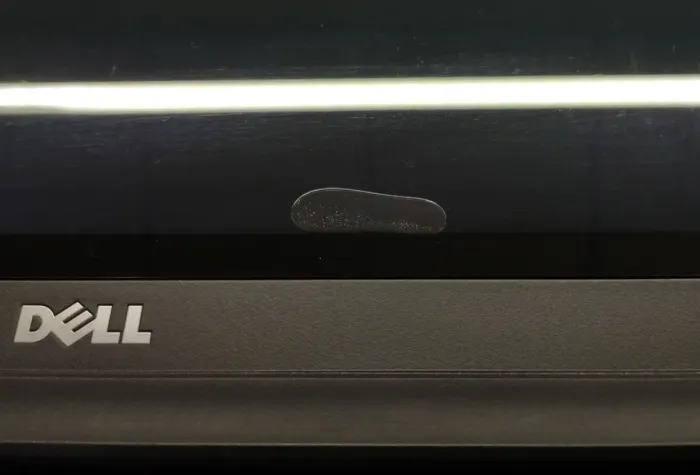 Ноутбук Б-клас Dell Latitude E5550 / 15.6" (1366x768) TN Touch / Intel Core i5-5300U (2 (4) ядра по 2.3 - 2.9 GHz) / 8 GB DDR3 / 256 GB SSD / Intel HD Graphics 5500 / WebCam / Windows 10 б/в - зображення 4