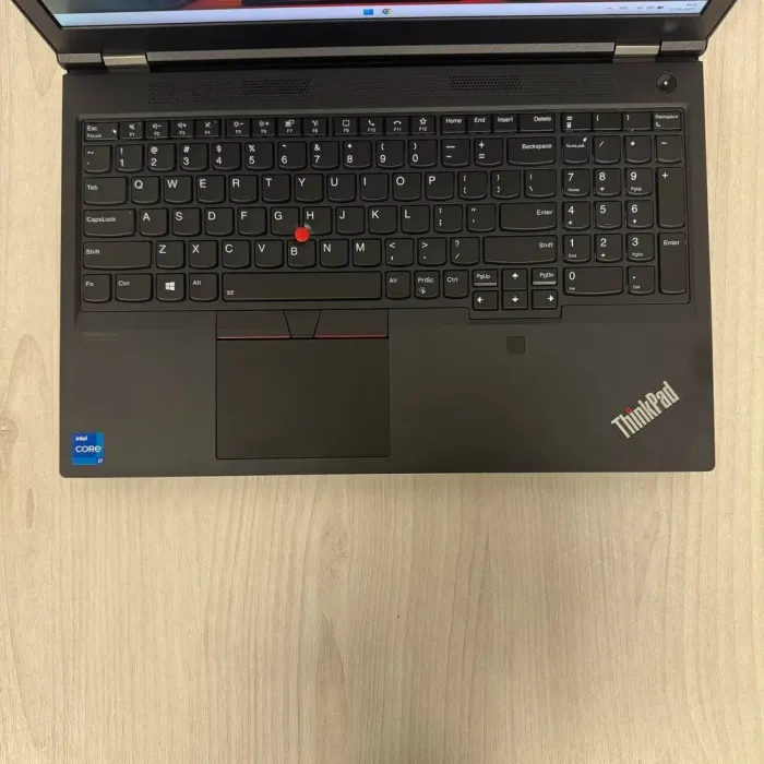 Мобільна робоча станція Lenovo ThinkPad P15 Gen 2 / 15,6" (1920x1080) IPS / Intel Core i7-11800H (8 (16) ядер по 2,3 - 4,6 ГГц) / 32 ГБ DDR4 / 1000 ГБ SSD NVMe / nVidia RTX A4000, 8 ГБ GDDR6, 256-біт / WebCam б/в - зображення 7