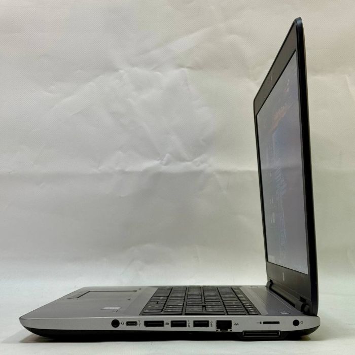 Ноутбук HP ProBook 650 G3 / 15.6" (1920x1080) TN / Intel Core i5-7200U (2 (4) ядра по 2.5 - 3.1 GHz) / 8 GB DDR4 / 256 GB SSD / Intel HD Graphics 620 / WebCam / Windows 10 Pro б/в - зображення 6